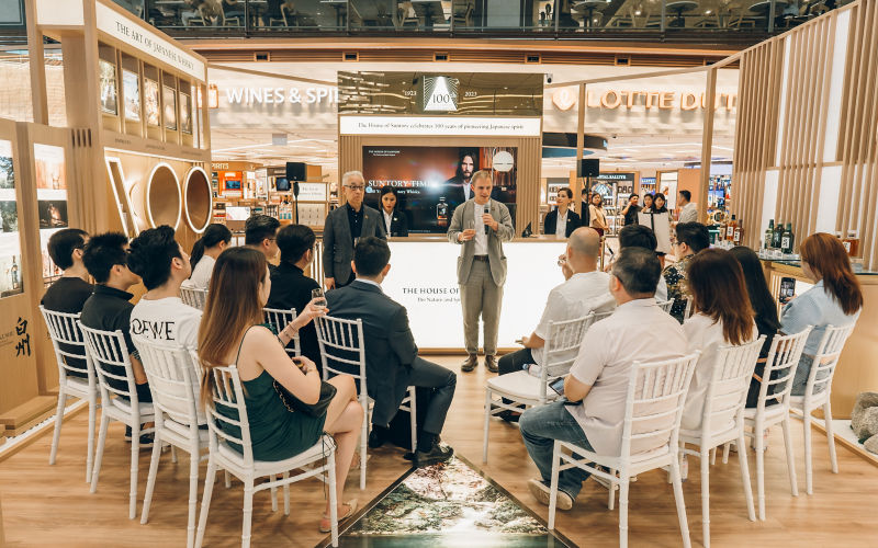 Akses Istimewa dan Acara Eksklusif