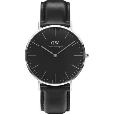 Daniel wellington black deals friday 2018