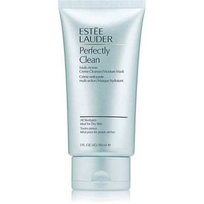 mixing highlighter with moisturizer