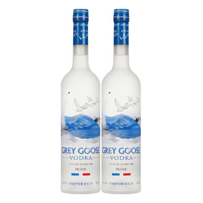 Grey Goose Vodka 40% 1L in duty-free at airport Mumbai - on Arrival