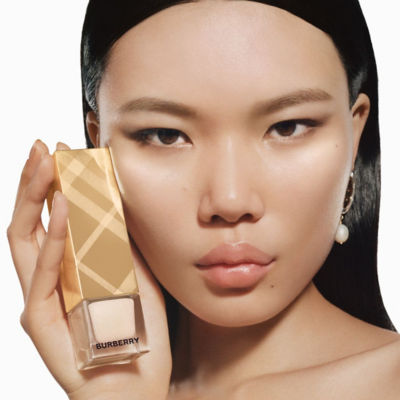 Buy BURBERRY Beyond Radiance Base Primer Online in Singapore | iShopChangi