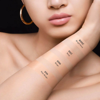 GUERLAIN Parure Gold Cushion Foundation 2