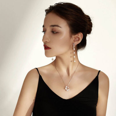 Pearly Lustre Elegant Freshwater Pearl Earrings WE00160 3