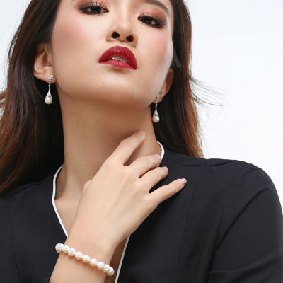 Pearly Lustre Elegant Freshwater Pearl Earrings WE00538 4