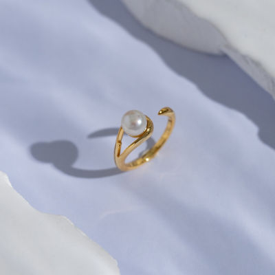 Pearly Lustre Freshwater Pearl Ring WR00220 | FLUID 2