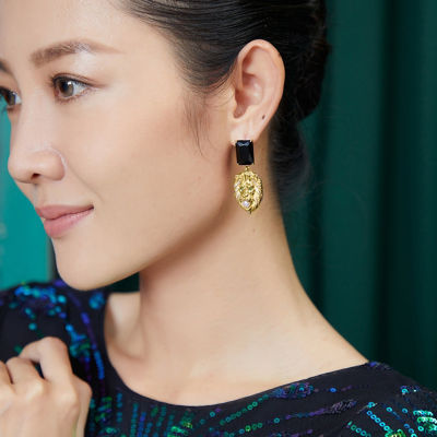 Pearly Lustre Merlion Freshwater Pearl Earrings WE00212 | New Yorker 4