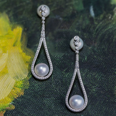 Pearly Lustre Elegant Freshwater Pearl Earrings WE00347 4