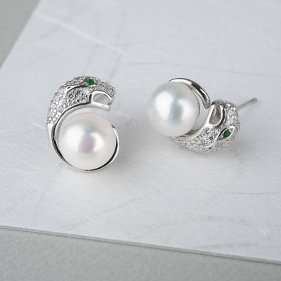 Pearly Lustre Leopard Freshwater Pearl Earrings WE00084 | RAINFOREST 3
