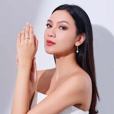 Pearly Lustre Elegant Freshwater Pearl Earrings WE00298 3