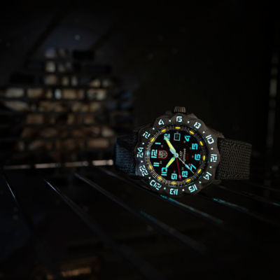 Luminox F-117 夜鹰™ 系列 - 6441 7