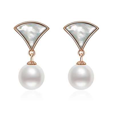 Pearly Lustre Elegant Freshwater Pearl Earrings WE00574 1