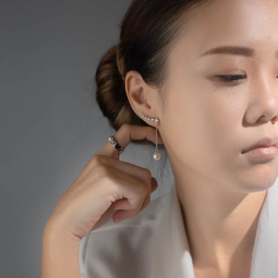 Pearly Lustre Elegant Freshwater Pearl Earrings WE00048 2