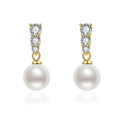 Pearly Lustre Elegant Freshwater Pearl Earrings WE00443 1