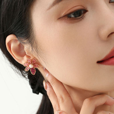 Pearly Lustre Garden City Freshwater Pearl Earrings WE00413 | Vanda Miss Joaquim 3