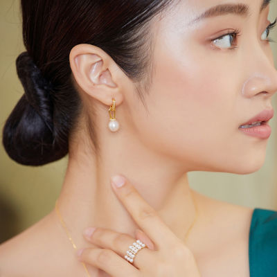 Pearly Lustre Elegant Freshwater Pearl Earrings WE00290 4