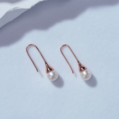 Pearly Lustre Elegant Freshwater Pearl Earrings WE00434 3