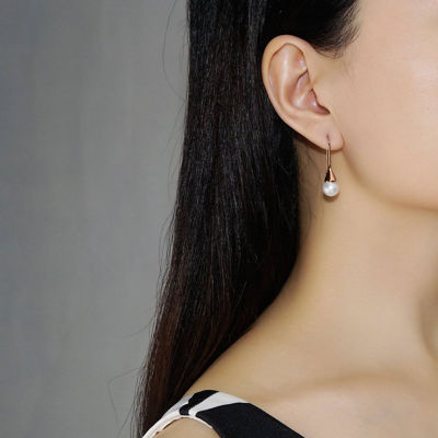 Pearly Lustre Elegant Freshwater Pearl Earrings WE00434 4