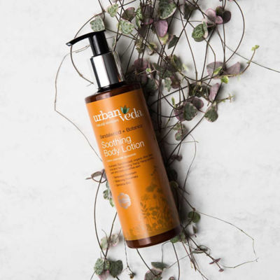 Urban Veda Soothing Body Lotion - Sandalwood + Botanics 250ml 3