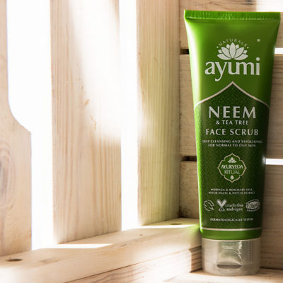 Ayumi Neem & Tea Tree Face Scrub 125ml 3