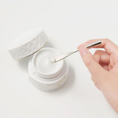 Buy DECORTÉ AQ Absolute Treatment Sculpting Balm Cream 50g Online