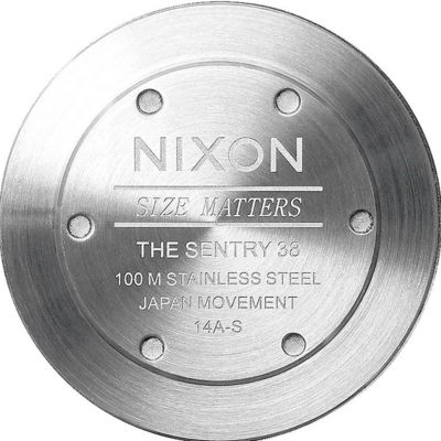 Nixon size matters the sentry 38 clearance