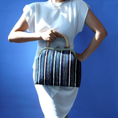 COCOONESE Clasp Handbag - Abstract Lines 4