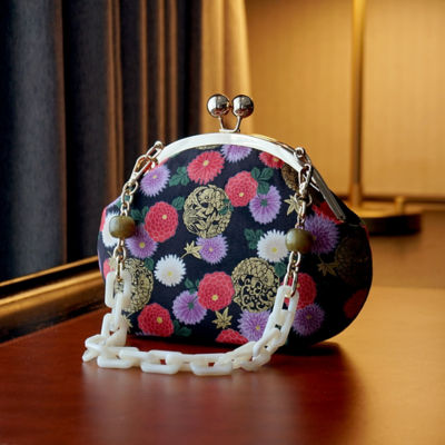COCOONESE Acrylic Chain Handle Clasp Sling Bag - Goldfish & Flowers (BK) 6