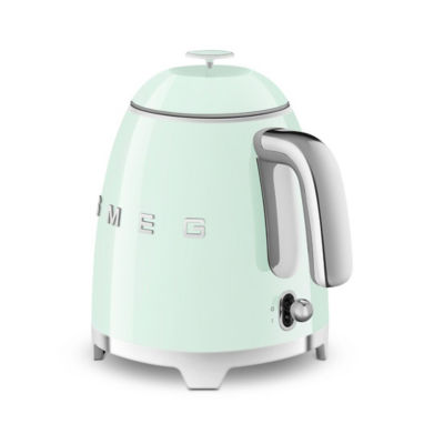 SMEG KLF05PGUK 0.8L Mini Electric Kettle - Pastel Green 3