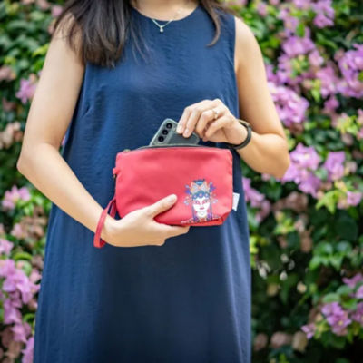 JOURNEY OPERA FACES WRISTLET 6
