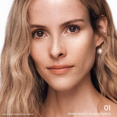 Buy GUERLAIN Météorites Light-revealing pearls of powder Online in