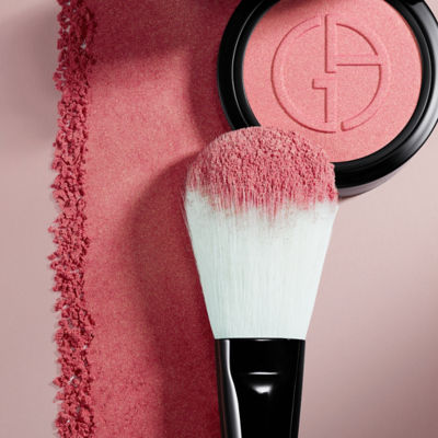 GIORGIO ARMANI Luminous Silk Glow Blush 6