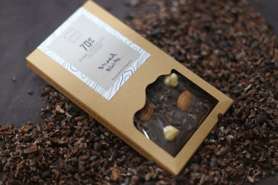 Lemuel Chocolate 70% Dark Chocolate - Mixed Nuts 2