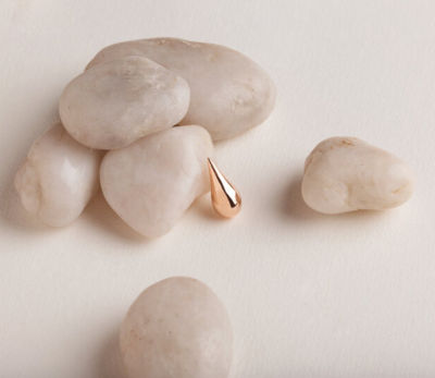 Gift by Changi Airport *NEW* Rain Drop Rose Gold Collar Pin 3