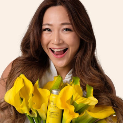 The Powder Shampoo Invigorating Shampoo For Thinning & Ageing Hair Bergamot, Biotin, Ginger & Ginseng 50g / 1.76oz 3