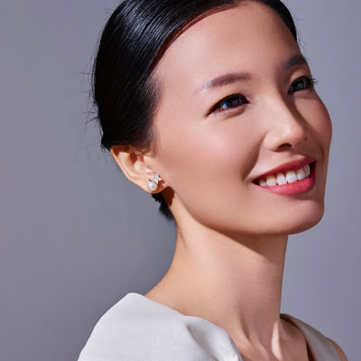 Pearly Lustre Top Grade Freshwater Pearl Earrings WE00691 | GARDENS 3