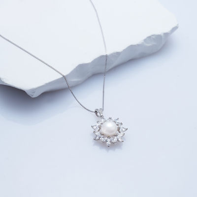 Pearly Lustre Top Grade Freshwater Pearl Necklace WN00666 | CELESTE 4