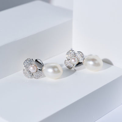 Pearly Lustre Top Grade Freshwater Pearl Earrings WE00643 | GARDENS 2