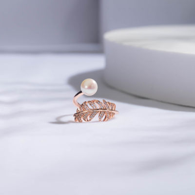 Pearly Lustre Elegant Freshwater Pearl Ring WR00208 | GARDENS 4