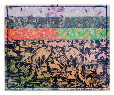 MUSEUMMARTKET NATIONAL COLLECTION X MUSEUM MARTKET CARD HOLDER. MOTIFS TAKEN FROM KANTHA EMBROIDERY WITH FLORAL MOTIFS 1
