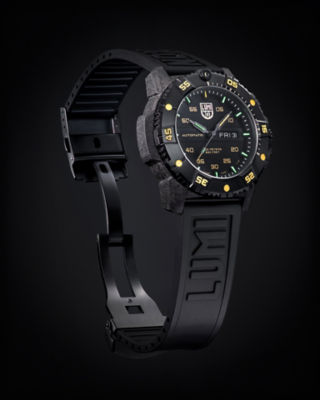 LUMINOX Master Carbon SEAL 自动系列 - 3865.GOLD 限量版 9