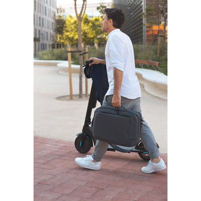 Targus柏树Ecosmart 15.6“可转换背包 - 灰色 12