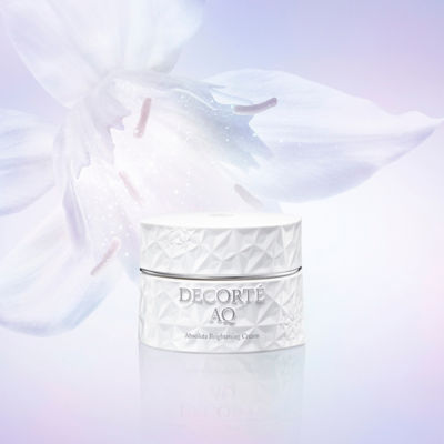 DECORTÉ AQ Absolute Glow-Radiant Brightening Cream 2