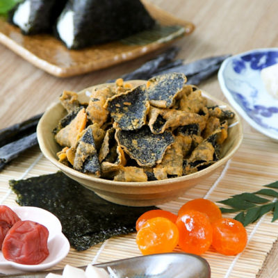 IRVINS Salted Egg Seaweed Cracker (50g) 3