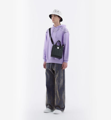 MCM Aren Tote in Visetos 9