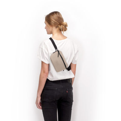 Ucon Acrobatics - Jona Medium Bag - Lotus Infinity - Sand (124413LI53124) 6