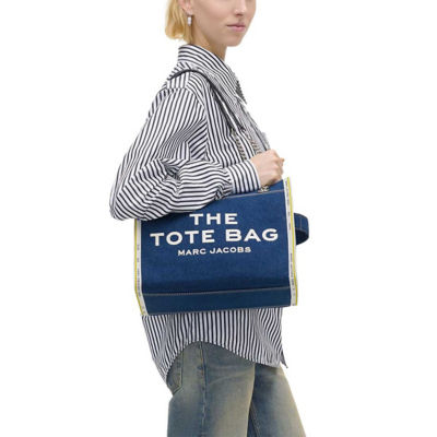 MARC JACOBS The Denim Chain Medium Tote Bag Dark Wash 2F4HTT018H05 7