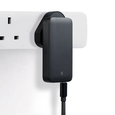 Edizard Universal Travel Adapter (65W GaN) 3