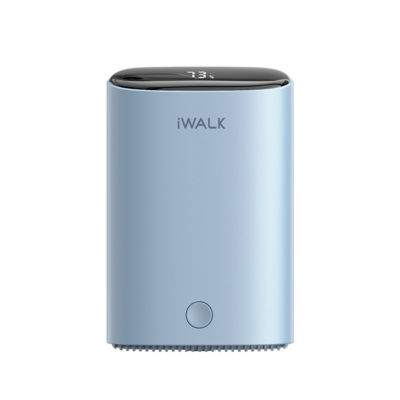 iWalk Link Me 10000 MagSafe Battery Pack 1