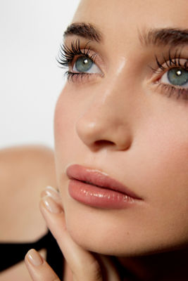 RevitaLash Length Define Tubing Mascara 5ml 3