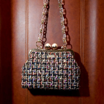 COCOONESE Acrylic Chain Tweed Shoulder Bag (Black) 7